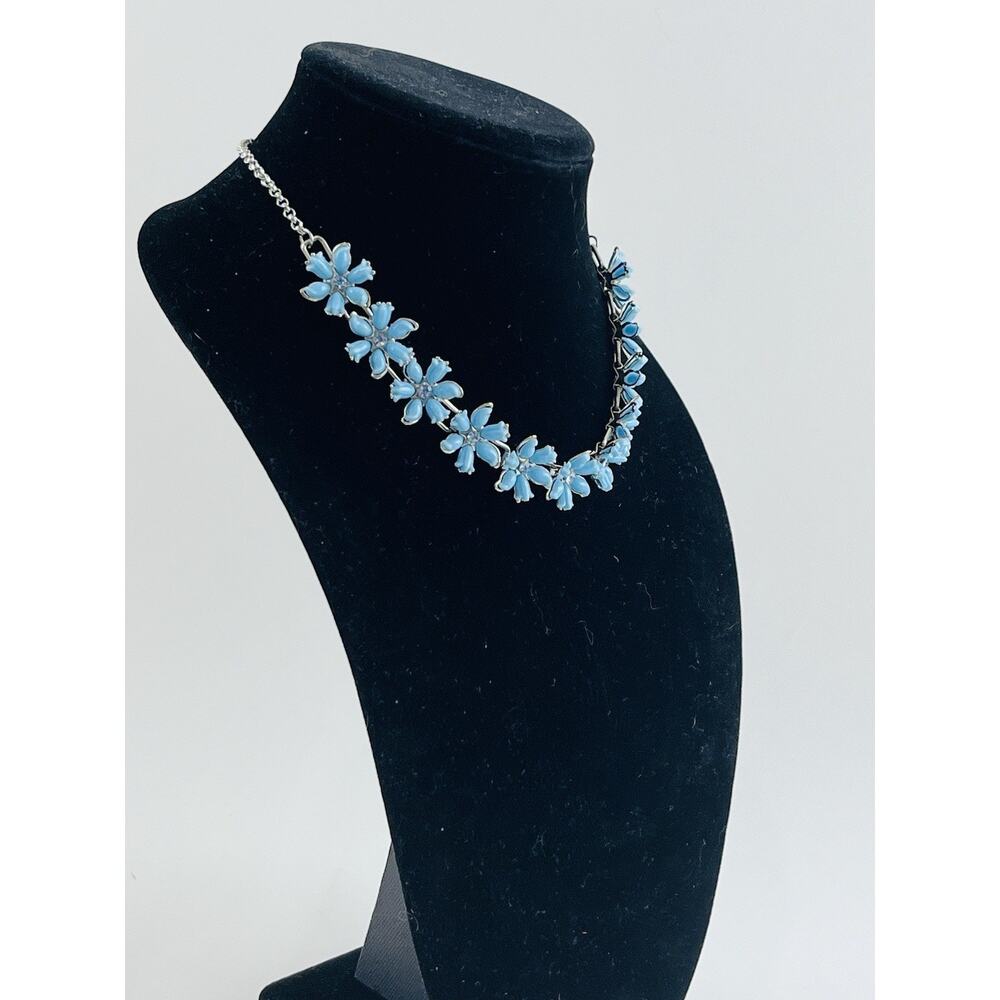 Vintge Silver Tone Blue Flower Lucite Acrylic Rhinestone Necklace Riveted Coro ? - Picture 14 of 16